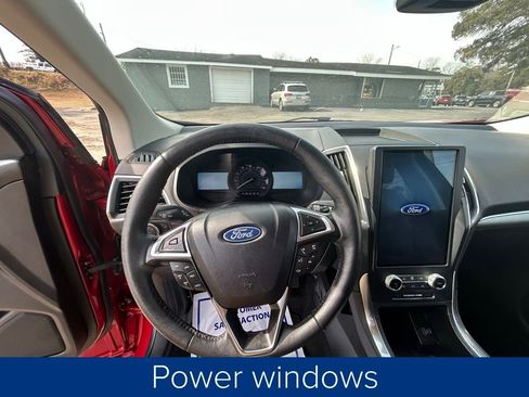 Used 2024 Ford Edge Titanium image 31