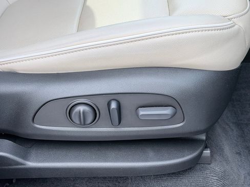 Used 2023 Chevrolet Traverse Premier w/ LPO, Floor Liner Package image 22