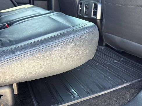 Used 2015 Ford F150 XLT w/ Equipment Group 302A Luxury AWD/4WD image 22