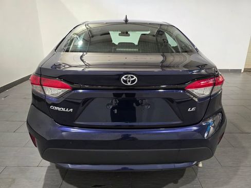 Used 2021 Toyota Corolla LE w/ Carpet Mat Package (TMS) FWD image 4