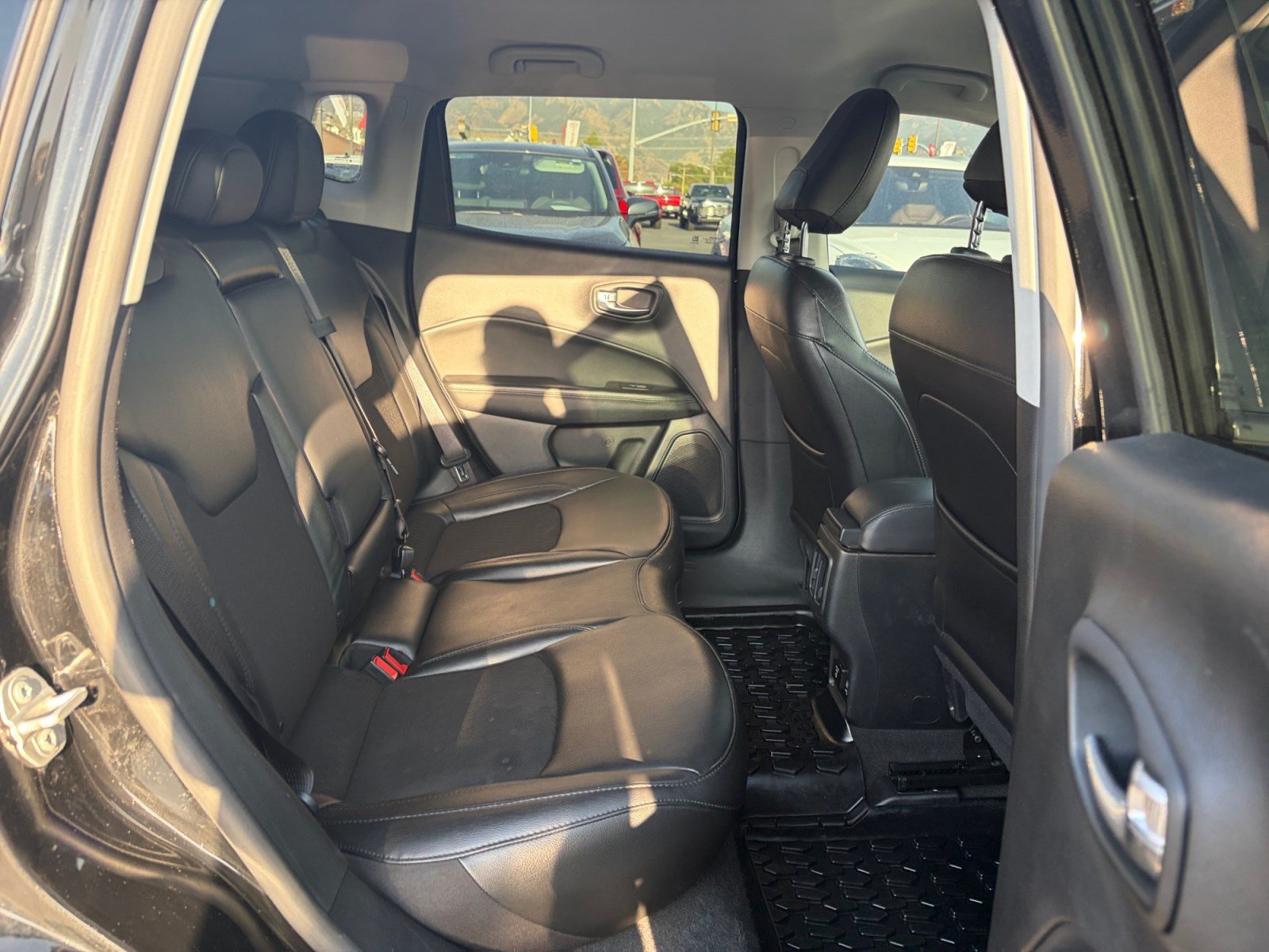 Used 2021 Jeep Compass Latitude AWD/4WD image 26