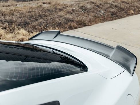 Used 2017 Ford Mustang GT Premium image 26