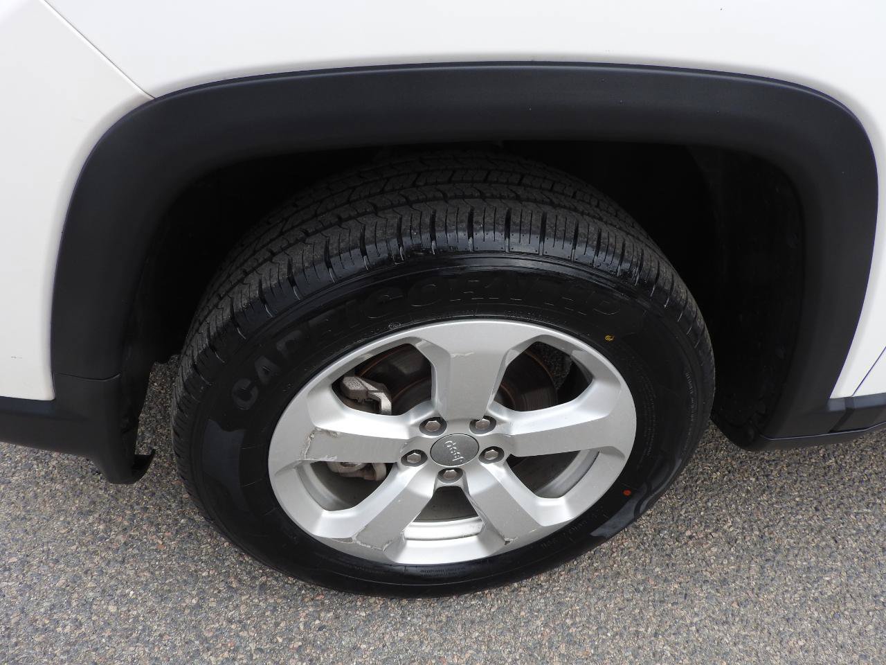 Used 2020 Jeep Compass Latitude AWD/4WD image 20