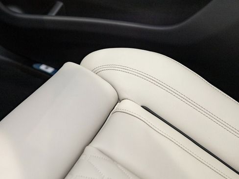 New 2026 BMW X5 xDrive50e w/ M Sport Package image 23