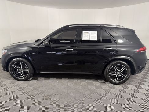 Used 2021 Mercedes-Benz GLE 450 4MATIC image 4
