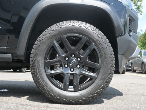 Used 2023 Chevrolet Colorado Trail Boss w/ Advanced Trailering Package AWD/4WD image 13