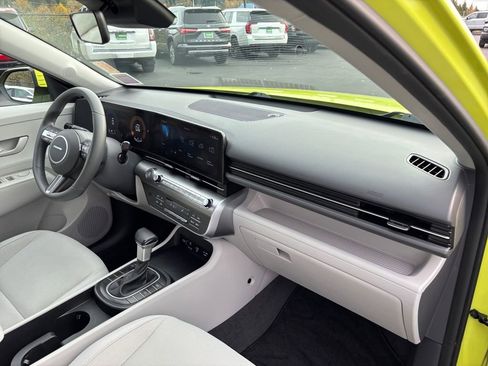 Used 2024 Hyundai Kona SEL image 27