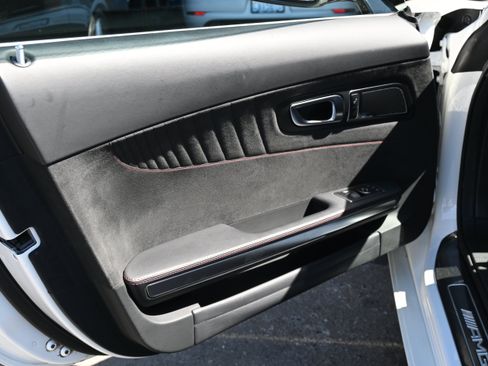 Used 2016 Mercedes-Benz AMG GT S image 37