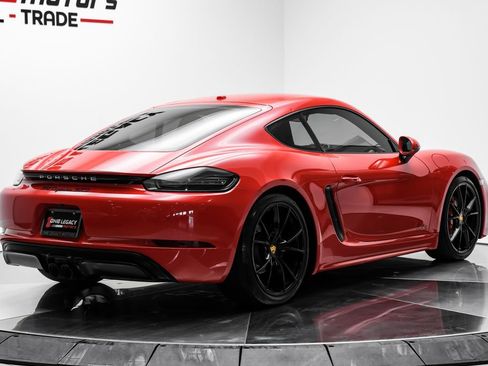 Used 2019 Porsche 718 Cayman GTS RWD image 9