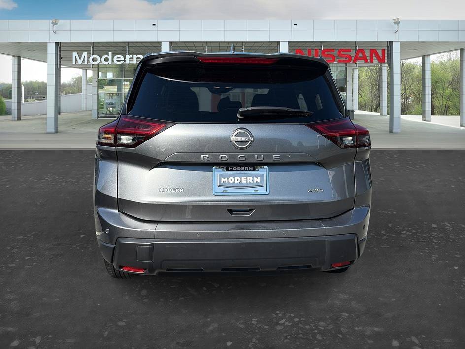 Certified 2025 Nissan Rogue SV AWD/4WD image 4