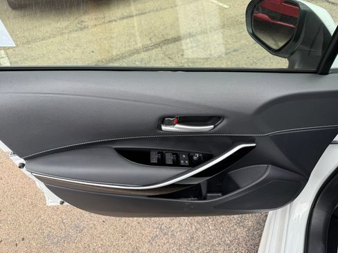 Used 2024 Toyota Corolla XSE FWD image 11