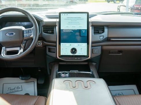 Used 2022 Ford Expedition King Ranch image 20