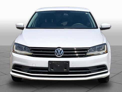Used 2017 Volkswagen Jetta S FWD image 4