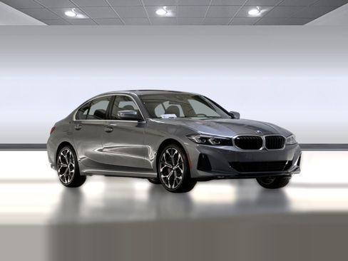 Used 2026 BMW 330i Sedan w/ Premium Package RWD image 6