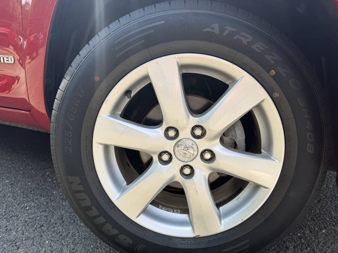 Used 2008 Toyota RAV4 Limited AWD/4WD image 22