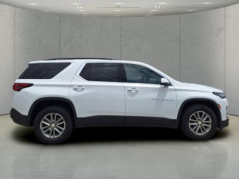 Used 2023 Chevrolet Traverse LT FWD image 6