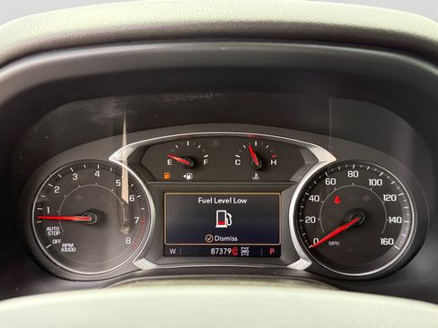 Used 2021 GMC Acadia AT4 w/ Trailering Package AWD/4WD image 9