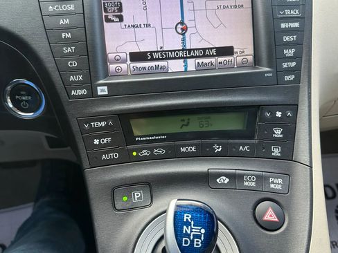 Used 2011 Toyota Prius Four w/ Navigation Pkg image 6