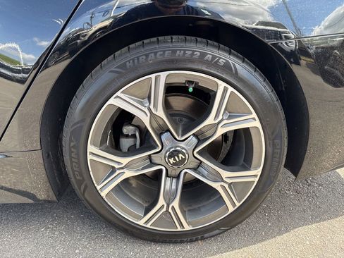 Used 2020 Kia Stinger GT-Line image 31