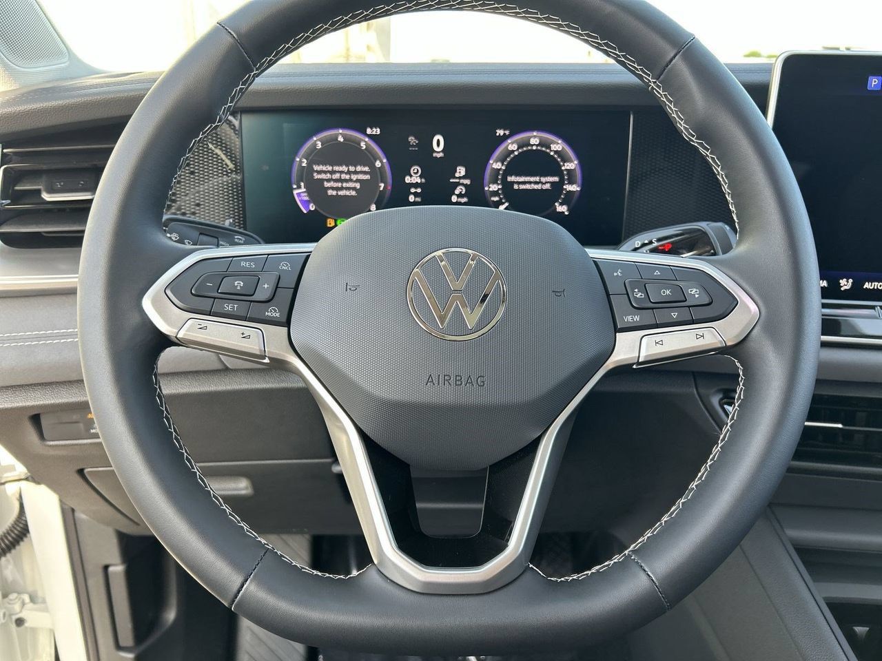 New 2026 Volkswagen Tiguan SE FWD image 19