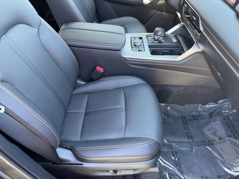 Used 2025 MAZDA CX-90 Plug-In Hybrid w/Premium Sport image 27