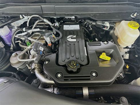 New 2026 RAM 5500 Big Horn 60CA Dually image 17