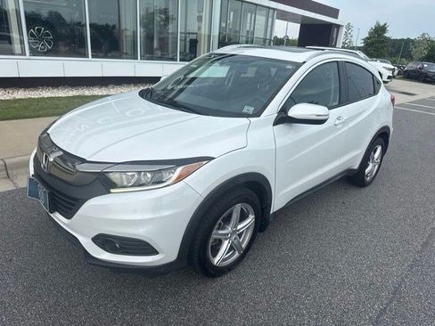 Used 2019 Honda HR-V EX-L image 2
