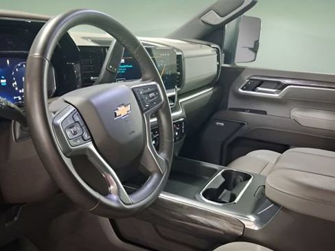 Used 2026 Chevrolet Silverado 3500 LTZ w/ LTZ Premium Package AWD/4WD image 23