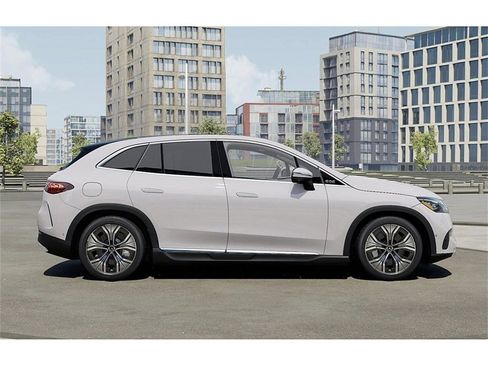 New 2025 Mercedes-Benz EQE 350+ 4MATIC SUV image 16