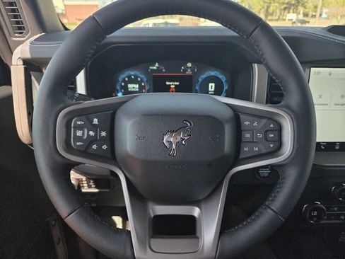 New 2026 Ford Bronco Outer Banks w/ Sasquatch Package AWD/4WD image 20