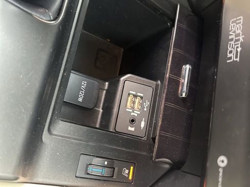 Used 2022 Lexus GX 460 Premium image 26