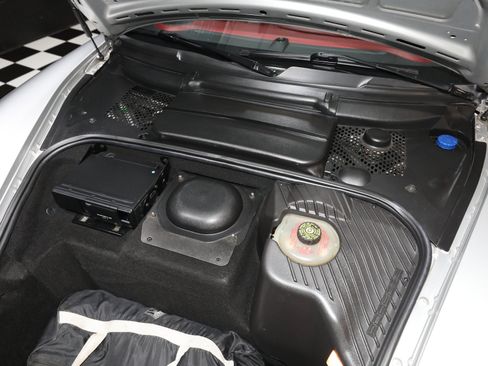 Used 2004 Porsche 911 Turbo AWD/4WD image 81