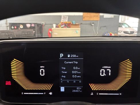 Used 2025 Kia K4 LXS image 40