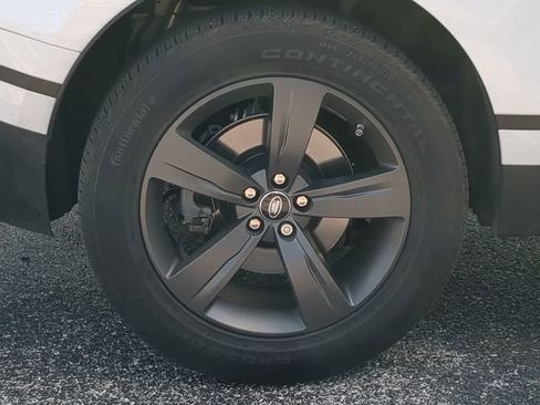 Used 2019 Land Rover Range Rover Velar S image 13