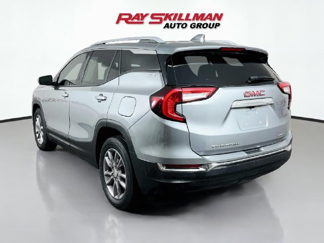 Used 2024 GMC Terrain SLT AWD/4WD image 5