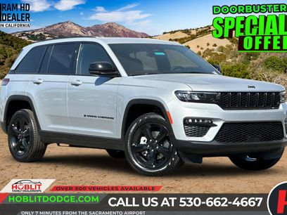 New 2025 Jeep Grand Cherokee Limited w/ Black Appearance Package