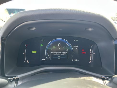 Certified 2025 Toyota Camry LE image 21