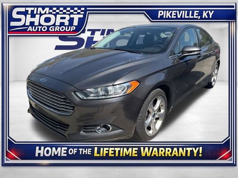 Used 2016 Ford Fusion SE w/ Equipment Group 201A image 1