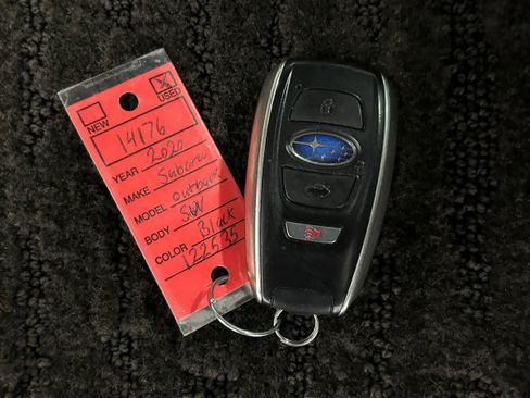Used 2020 Subaru Outback Limited AWD/4WD image 40
