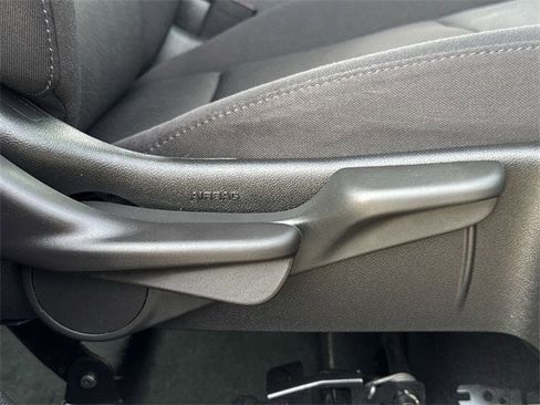 Used 2023 Chevrolet Malibu LT image 31