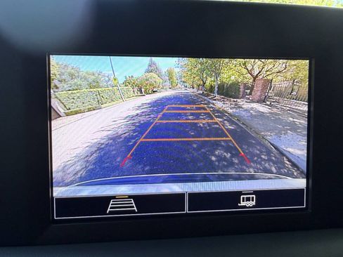 Used 2023 Chevrolet Tahoe LS RWD image 34