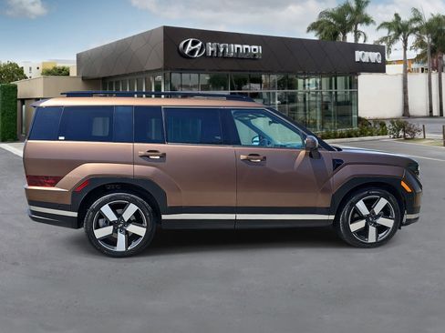 Certified 2025 Hyundai Santa Fe Limited image 2