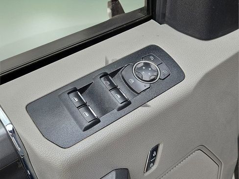 Used 2018 Ford F150 XLT w/ Equipment Group 301A Mid image 21