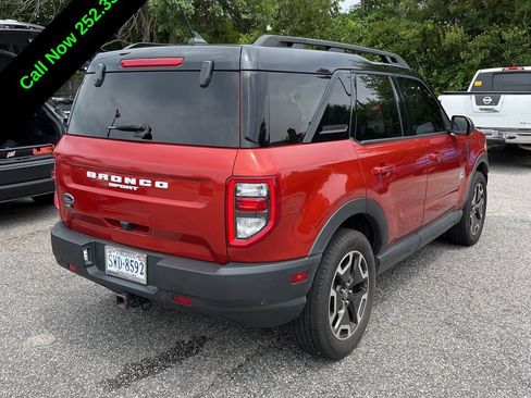 Used 2022 Ford Bronco Sport Outer Banks w/ Tech Package AWD/4WD image 3