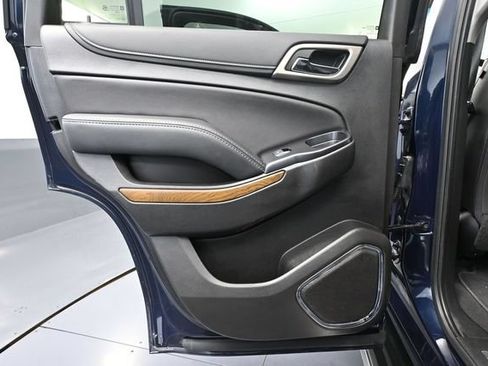 Used 2020 GMC Yukon Denali w/ Denali Ultimate Package AWD/4WD image 42