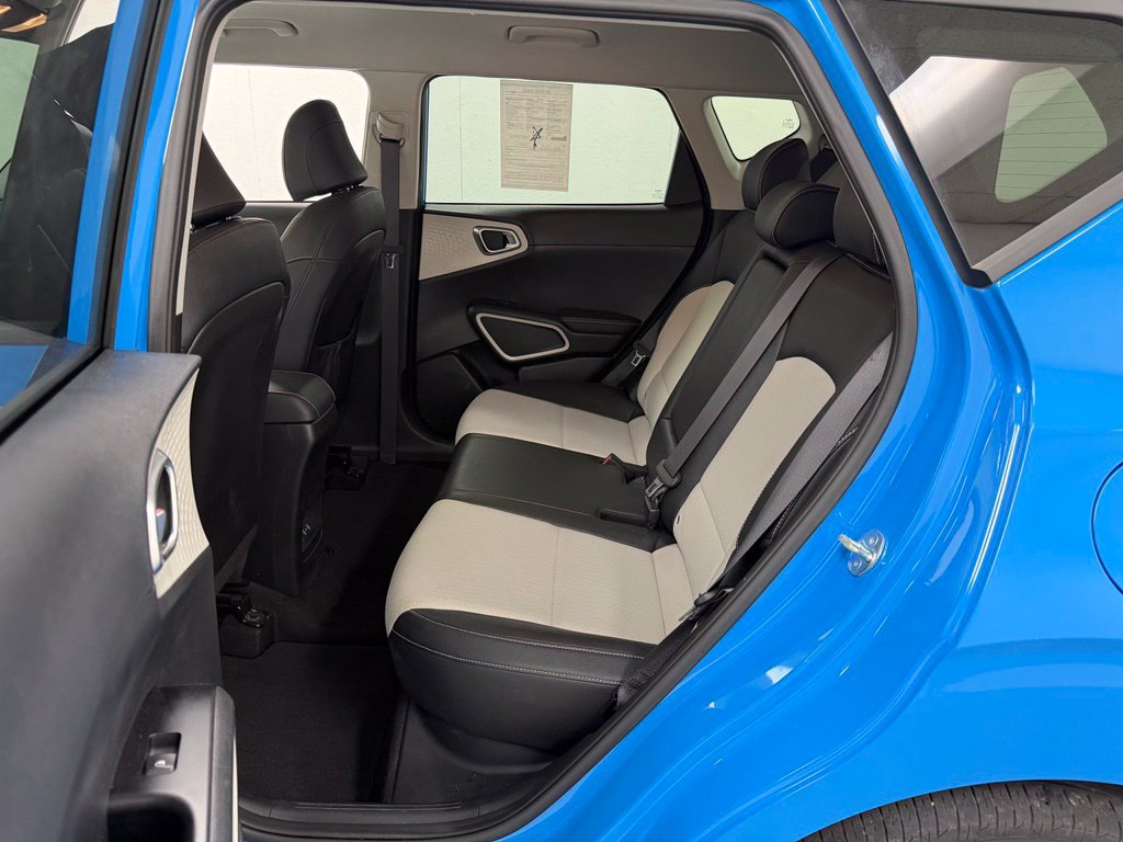 Used 2023 Kia Soul GT-Line FWD image 16