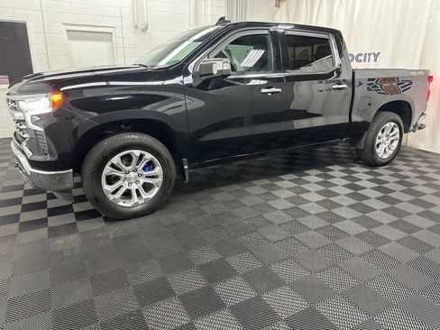Used 2024 Chevrolet Silverado 1500 LTZ w/ LTZ Premium Package image 5