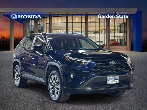 Used 2023 Toyota RAV4 XLE Premium AWD/4WD image 2
