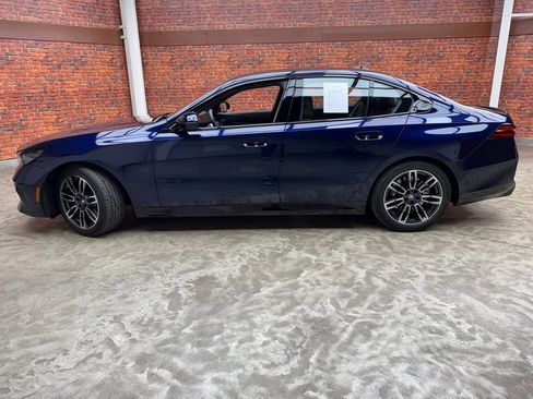 Certified 2026 BMW 530i xDrive w/ M Sport Package image 2