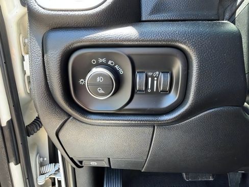 Used 2019 RAM 3500 Laramie AWD/4WD image 26